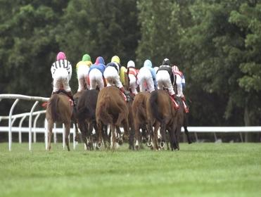 https://betting.betfair.com/horse-racing/Ayr%20Racecourse.jpg